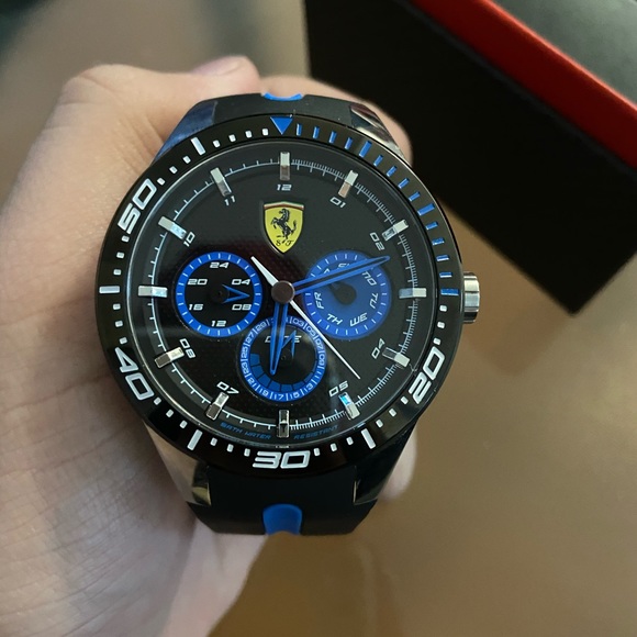 Ferrari watch, with box and papers, - Picture 3 of 6